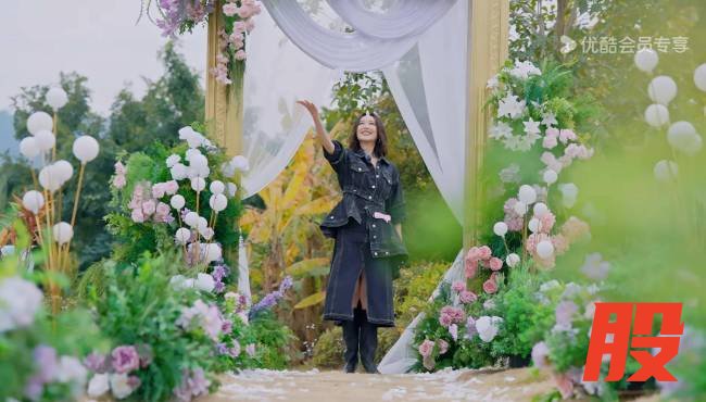 综艺《周五晚高疯》全员陷入“恋爱循环” 高叶搭档王星越甜度超标